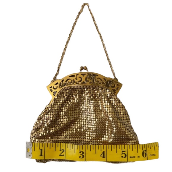 Vintage Whiting & Davis Small Gold Mesh Purse - Picture 7 of 9